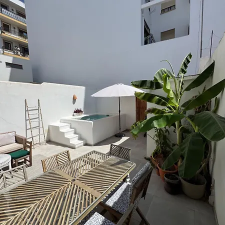 Centrico Duplex Con Piscina شقة *